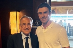 表达支持！贝尔社媒晒与弗洛伦蒂诺合照：最好的