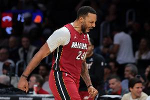 Scotto：诺曼·鲍威尔可能离开热火 活塞是试图挖走他的球队之一