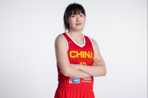 罗欣棫：自己的体能进步很大 身体也变壮了 女篮的训练气氛很好