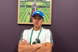 吴易昺：抽中德约挺好的，能跟他交手的机会已经不多了，我想赢