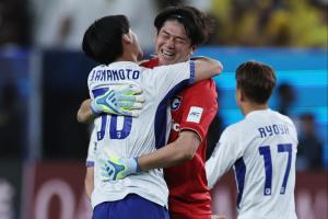 德天空记者：多特从大阪钢巴签下18岁山本天翔 租借合同附带买断