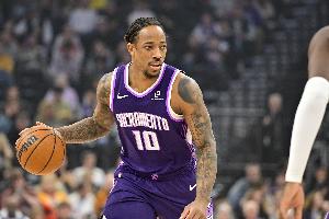 薪资专家：德罗赞剩余薪资1000万保障 国王8月底前可选分3年支付